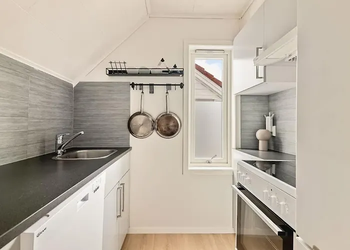 Vakantiehuis Dinbnb I Skansen Funhouse! Gym, Outdoor-area & Location! Bergen